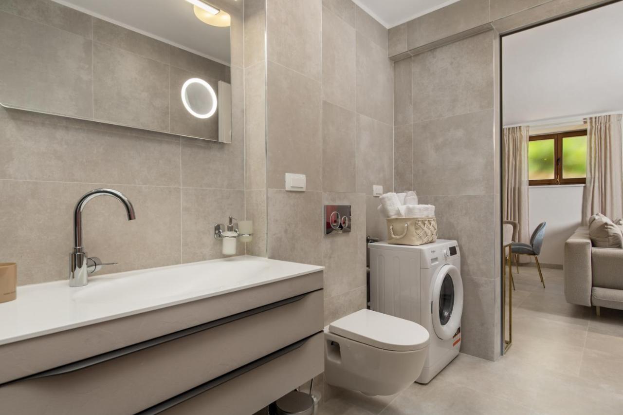 Apartmani Dogas Crikvenica Exterior foto