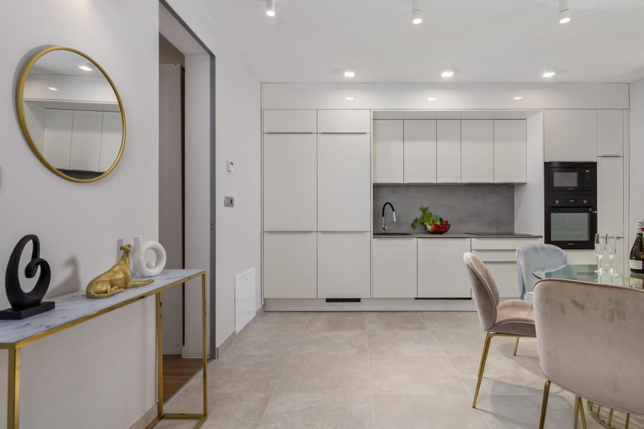 Apartmani Dogas Crikvenica Exterior foto