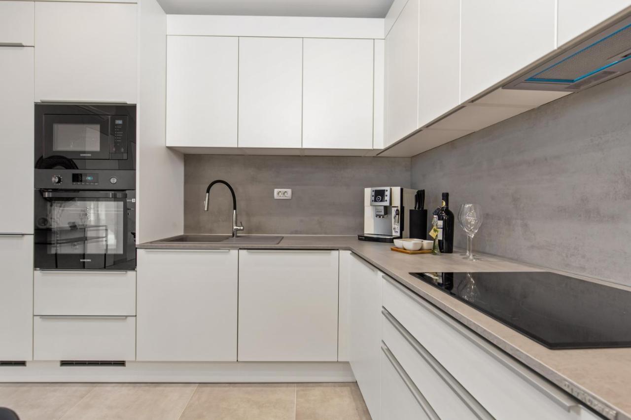 Apartmani Dogas Crikvenica Exterior foto